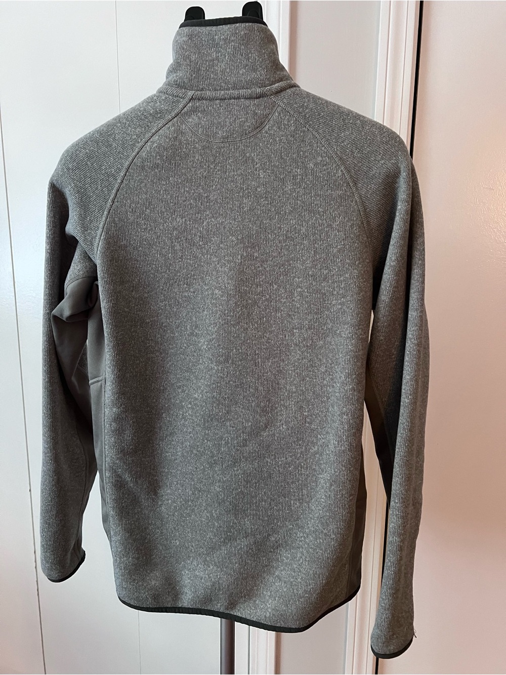Patagonia Heather Gray Half-Zip Pullover - Picture 2 of 4
